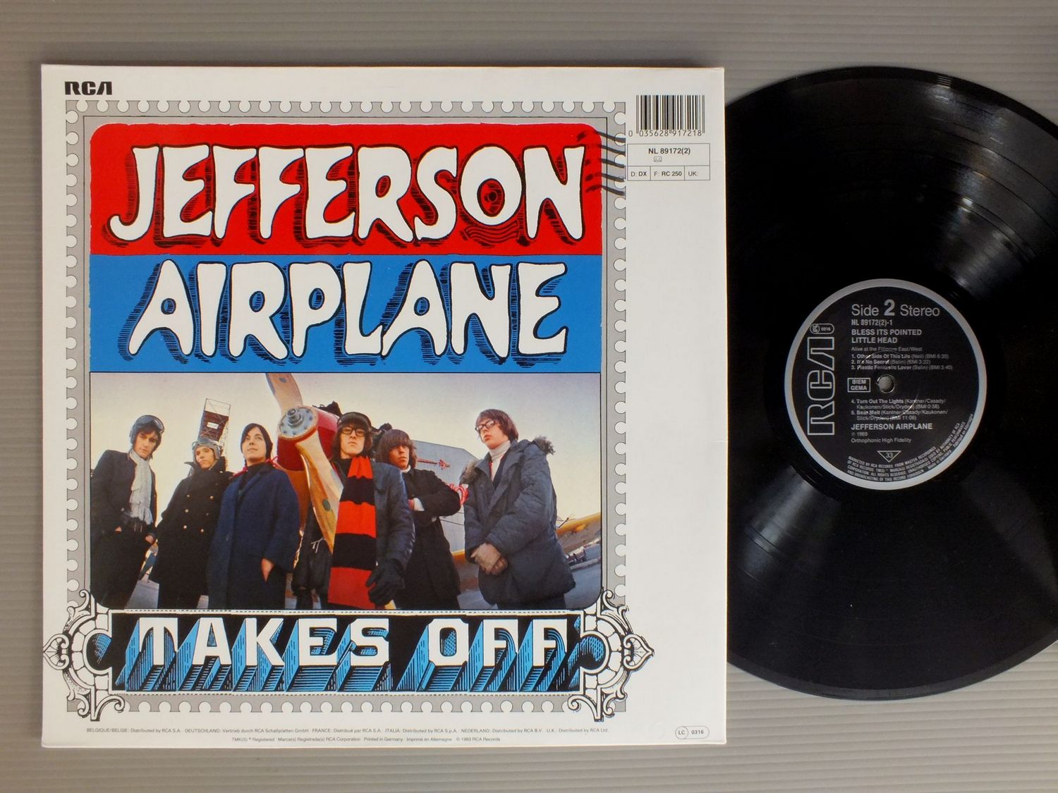 Redhead takes. Джефферсон Аэроплан. Jefferson Airplane Bless its Pointed little head. Jefferson Airplane Bless its Pointed little head 1969. Jefferson Airplane "takes off".